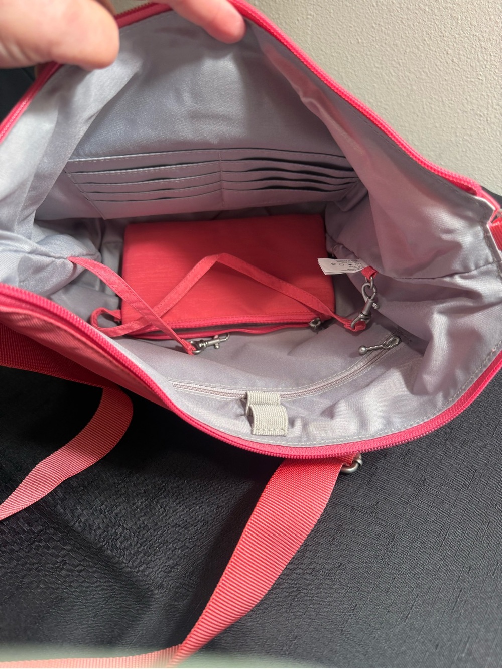 Baggallini Coral Pink Crossbody Organizer Bag - Picture 6 of 6